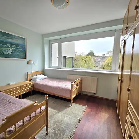 Smilciu Vejas, Cozy Near Center